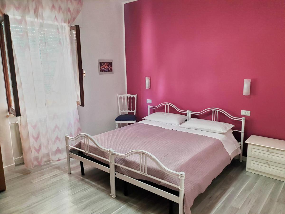 Casa Patrizia Bed and Breakfast Ascoli Piceno Eksteriør billede